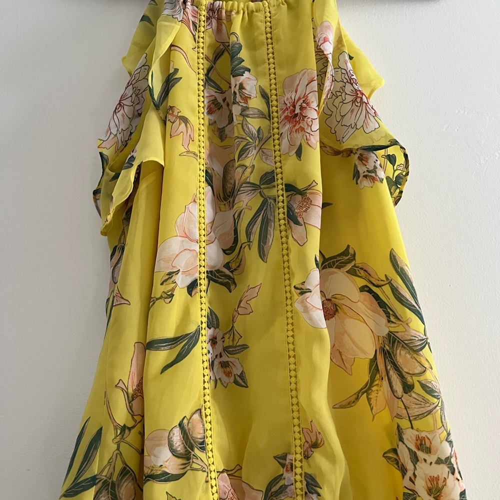 SOHO Jeans Yellow Sleeveless Top